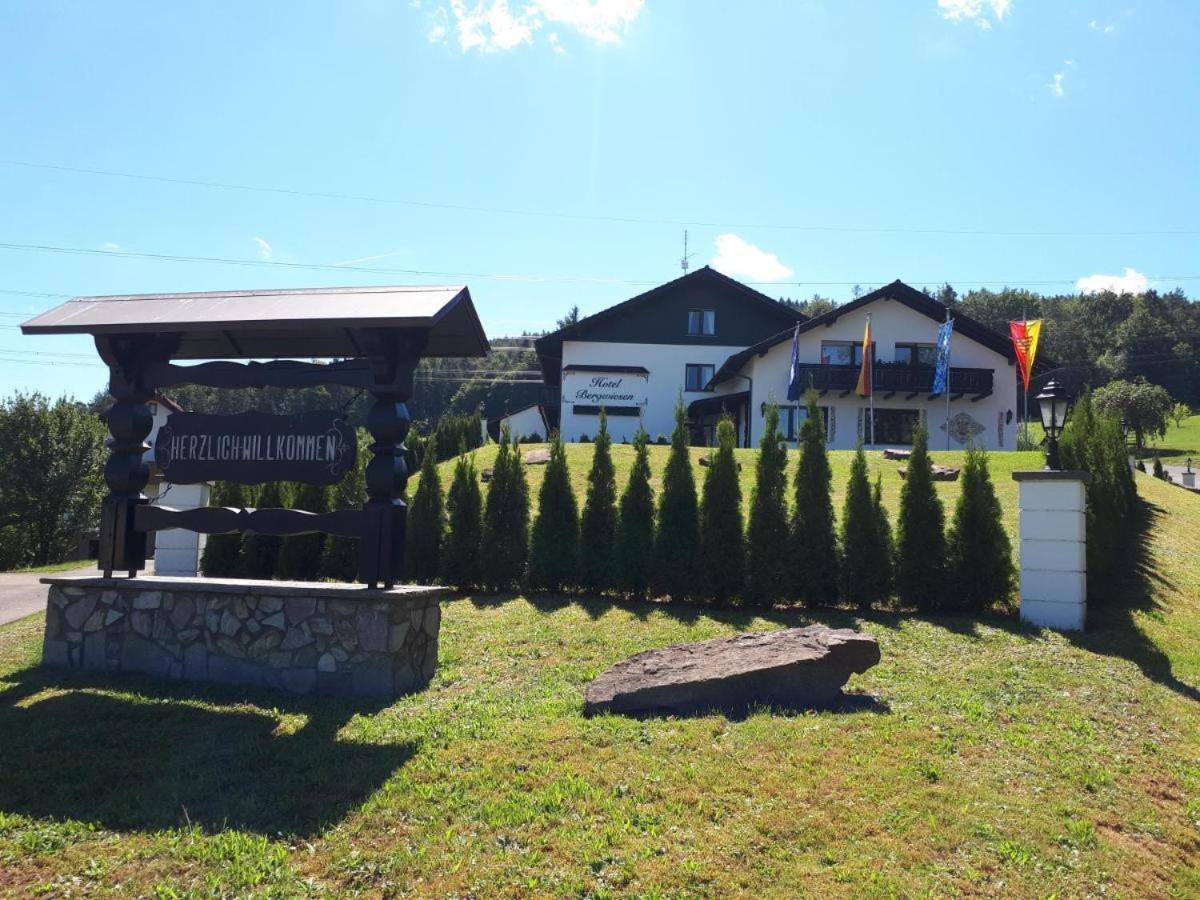 Hotel Bergwiesen Lohr Exterior foto